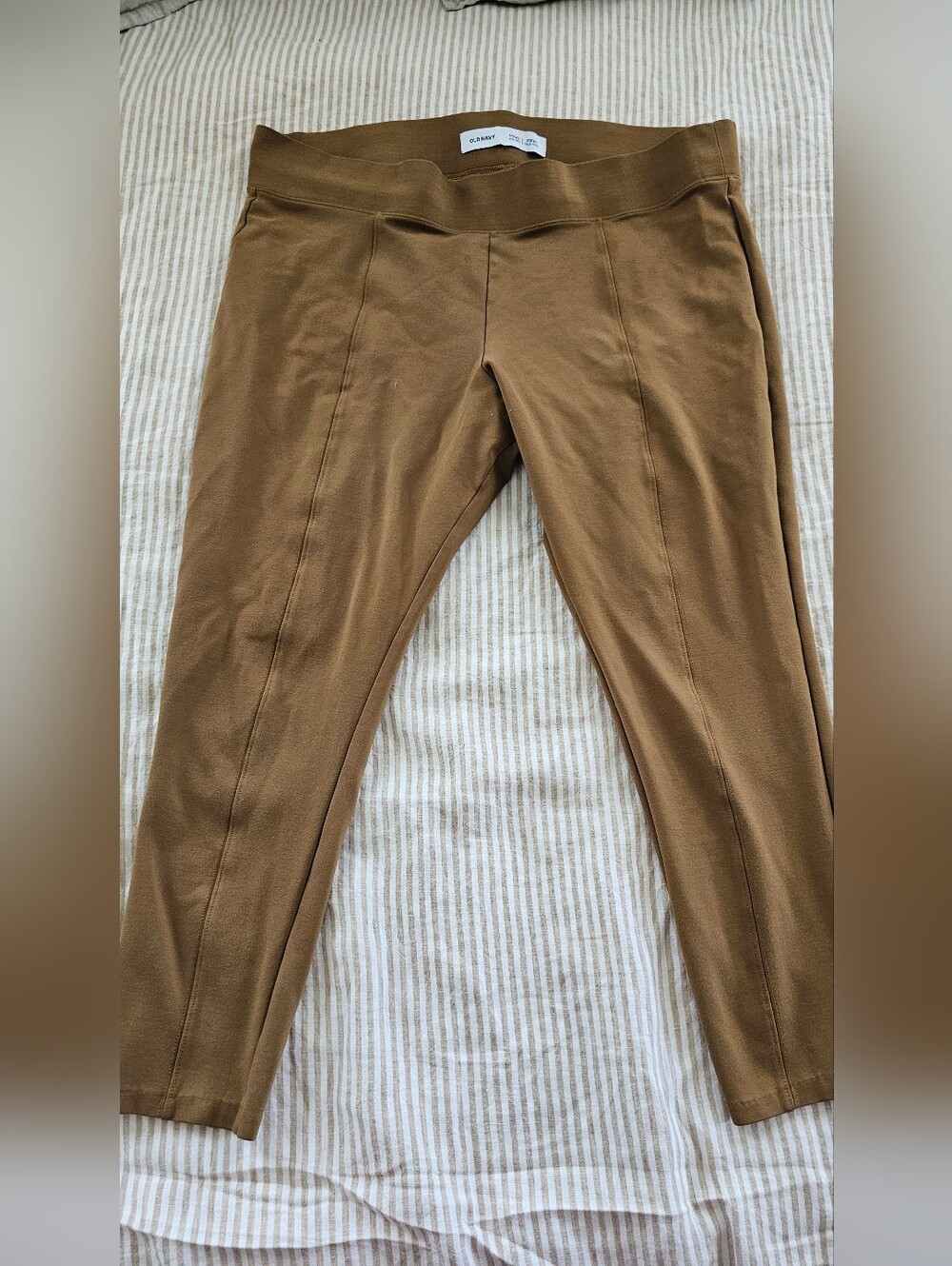 Slim Ponte Leggings in Camel Brown
